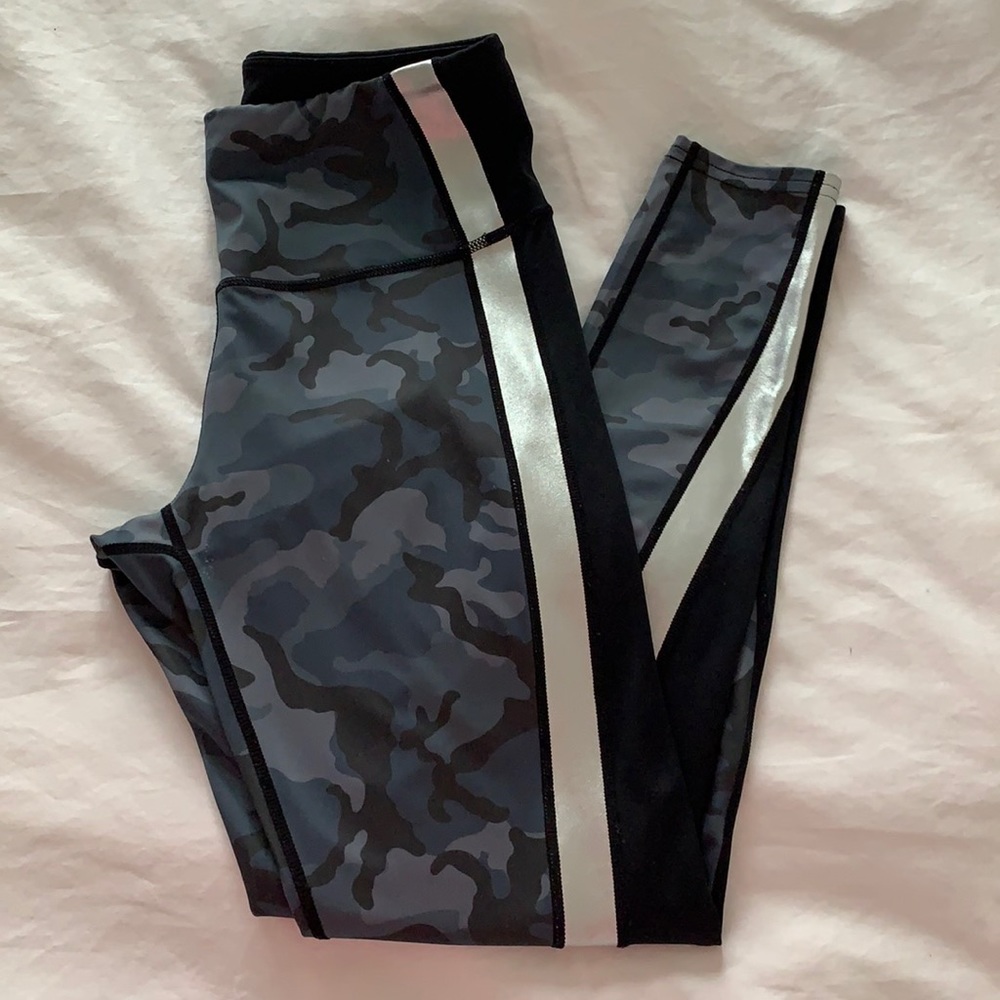 Veronica beard x bandier dark blue/ silver legging